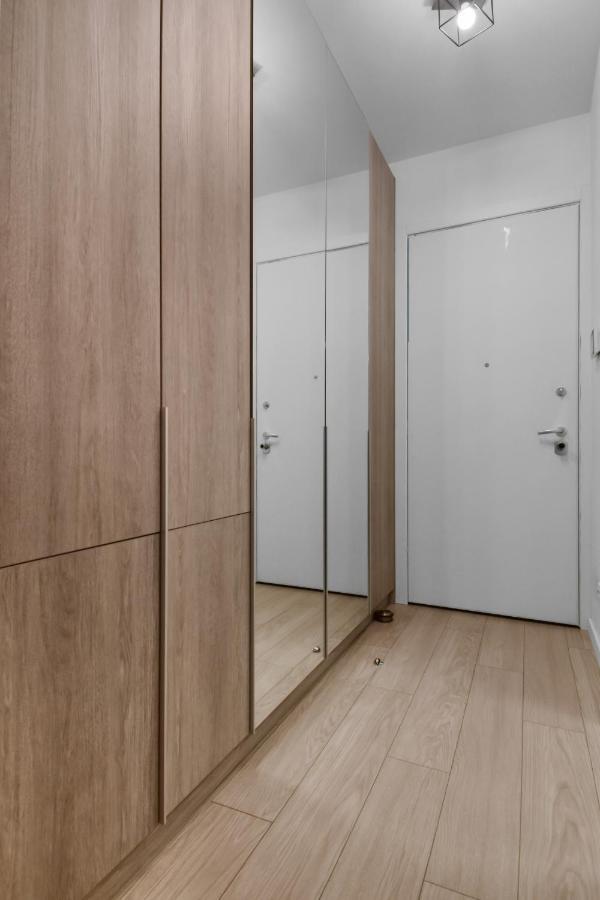 Studio Win Herastrau Voluntari 外观 照片